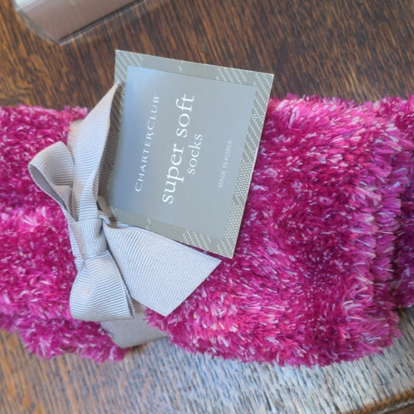 Gift Set - Picture 2 of 9